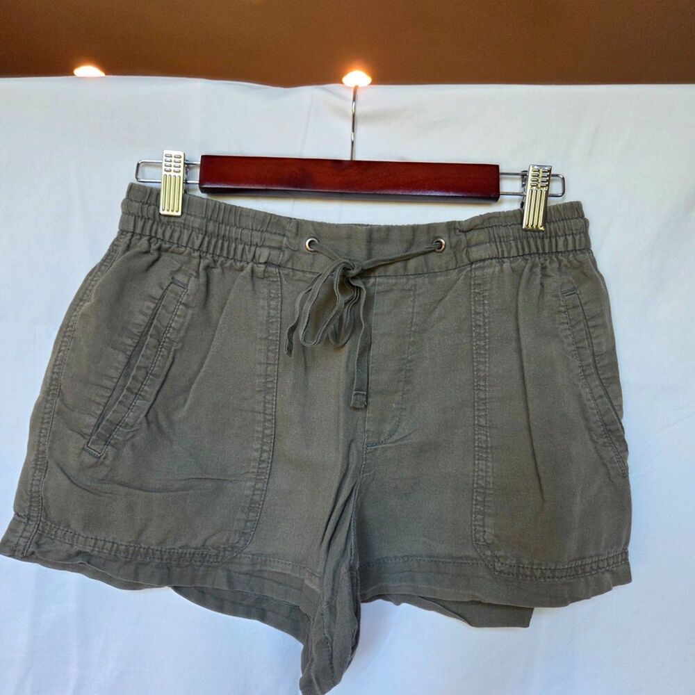 Gap Olive Green Linen/Cotton Cargo Shorts - Size Small